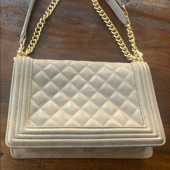 BCBG PARIS Cross Body Bag - Picture 3 of 8